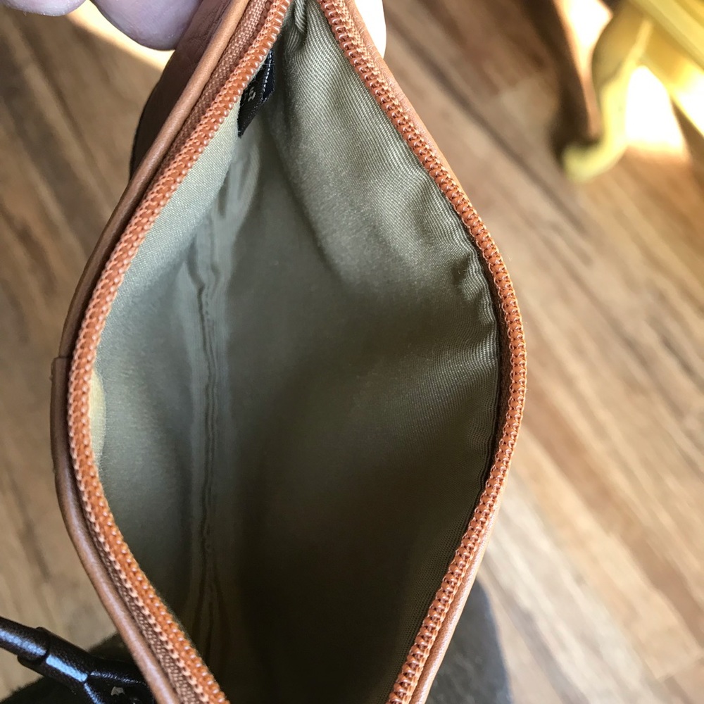 Wristlet - Picture 3 of 4